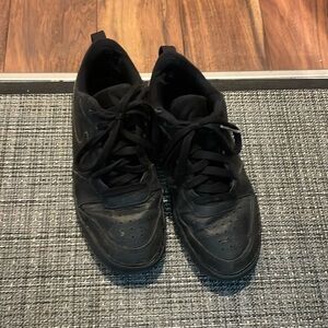 Nike black court burrow shoes